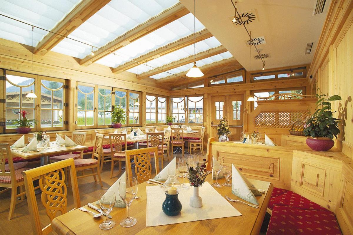 Hotel Hubertus Mit Erlebnislandgasthof Reitherwirt キッツビュール エクステリア 写真