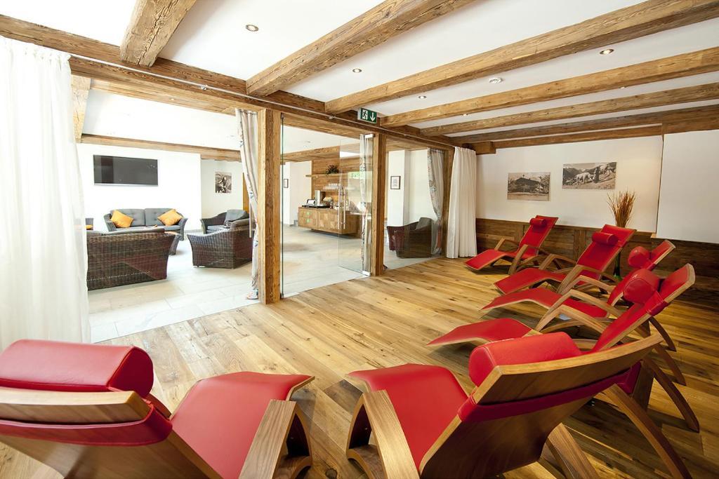 Hotel Hubertus Mit Erlebnislandgasthof Reitherwirt キッツビュール エクステリア 写真