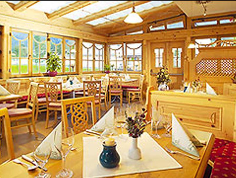 Hotel Hubertus Mit Erlebnislandgasthof Reitherwirt キッツビュール エクステリア 写真