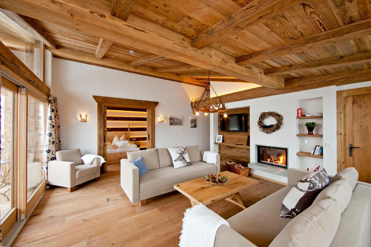 Hotel Hubertus Mit Erlebnislandgasthof Reitherwirt キッツビュール エクステリア 写真