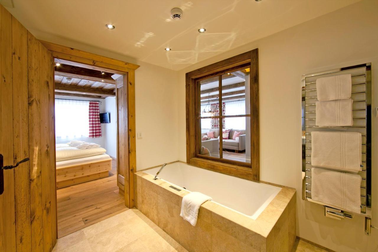 Hotel Hubertus Mit Erlebnislandgasthof Reitherwirt キッツビュール エクステリア 写真